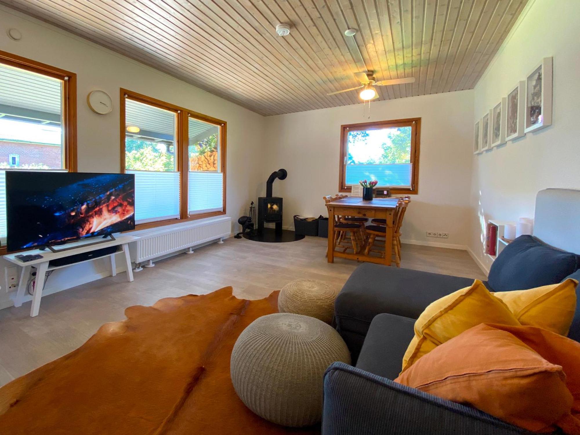 Schwedenhaus Mit Holzofen & Aussenkamin Auf 1400M2 Villa Tensbuttel-Rost Dış mekan fotoğraf